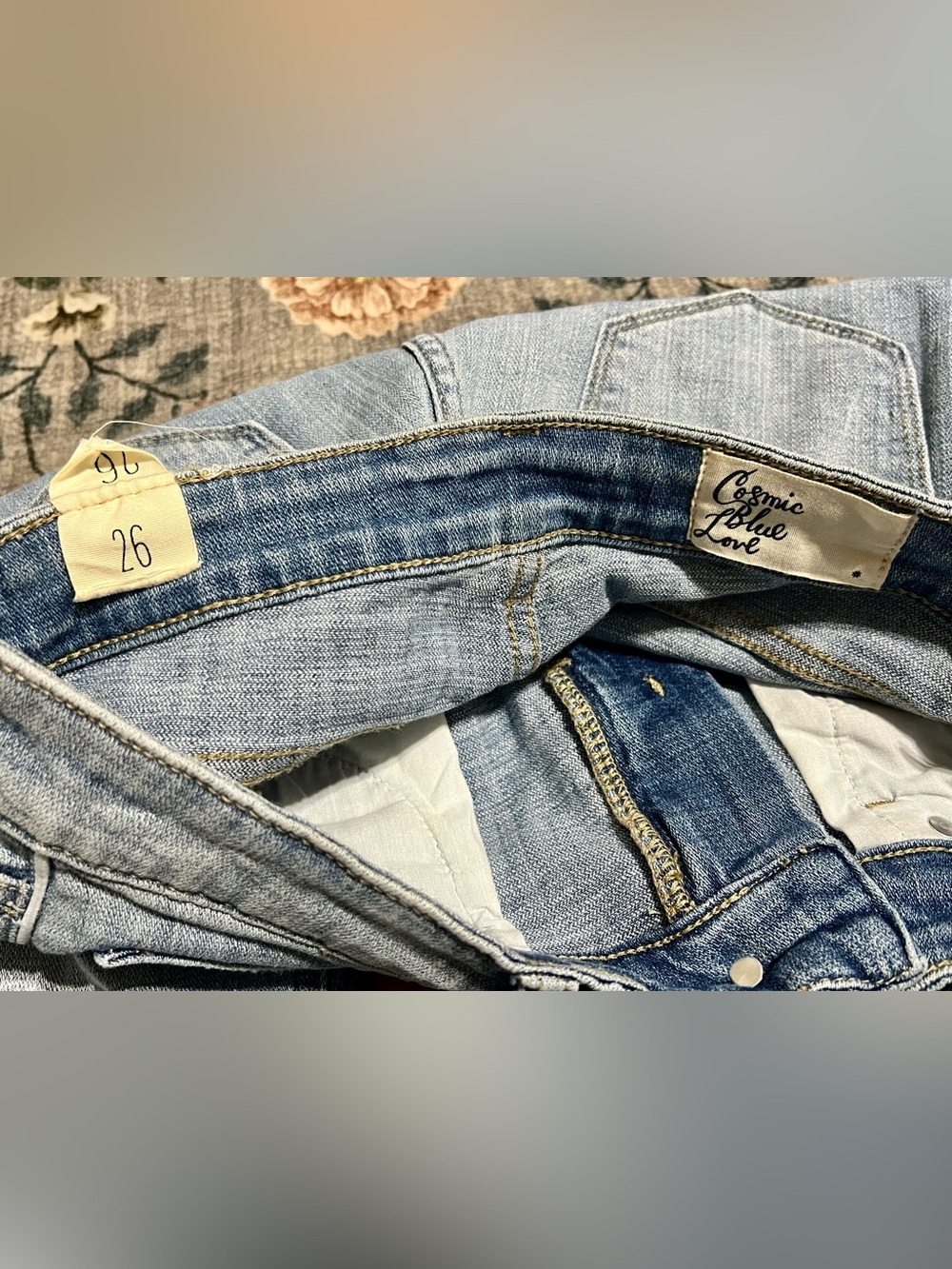 NWT Women’s Stitch Fix cosmic blue love boyfriend lught washed jeans -size 26 - Picture 8 of 13